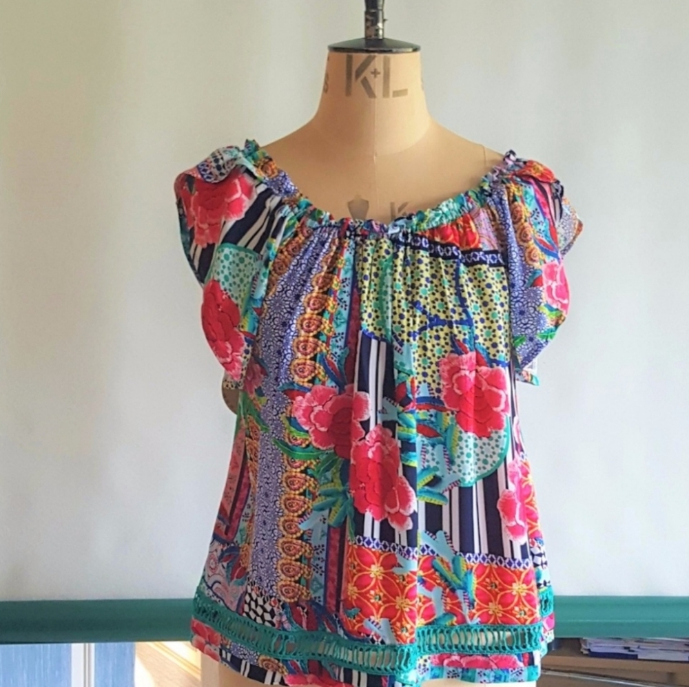ANTHROPOLOGIE BRIGHT FLORAL SWING TOP SHORT SLEEVE JAASE S XS